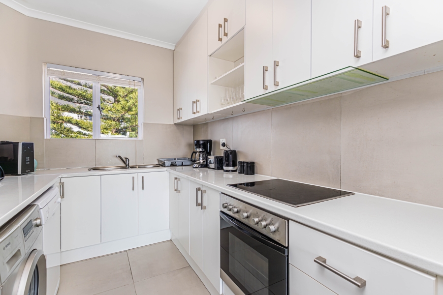 To Let 2 Bedroom Property for Rent in Camps Bay Western Cape